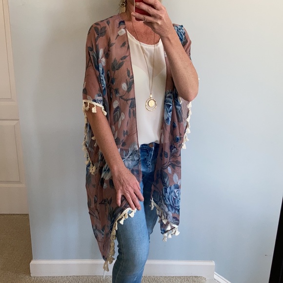Floral Print Boho Kimono - Picture 7 of 8